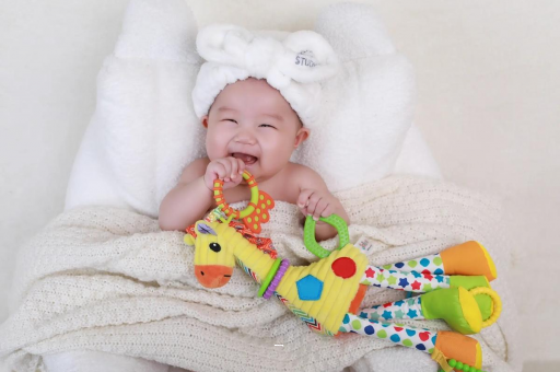 武威宝宝为什么会吐奶 武威宝宝为什么会吐奶